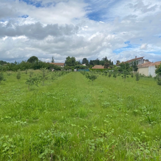  Annonces ROMANS : Terrain | LARNAGE (26600) | 0 m2 | 93 500 € 