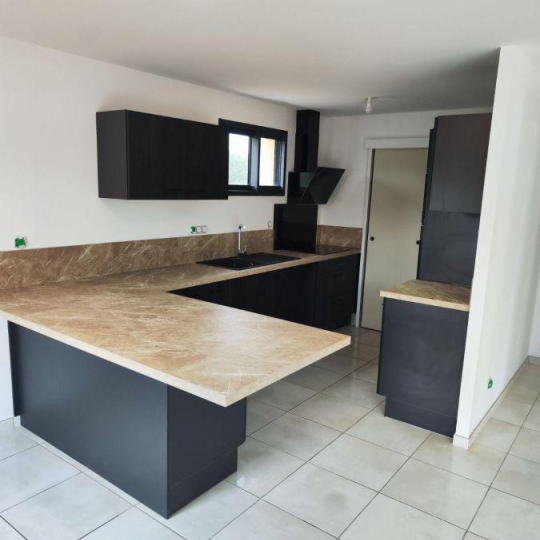  Annonces ROMANS : Maison / Villa | BOURG-DE-PEAGE (26300) | 60 m2 | 233 200 € 