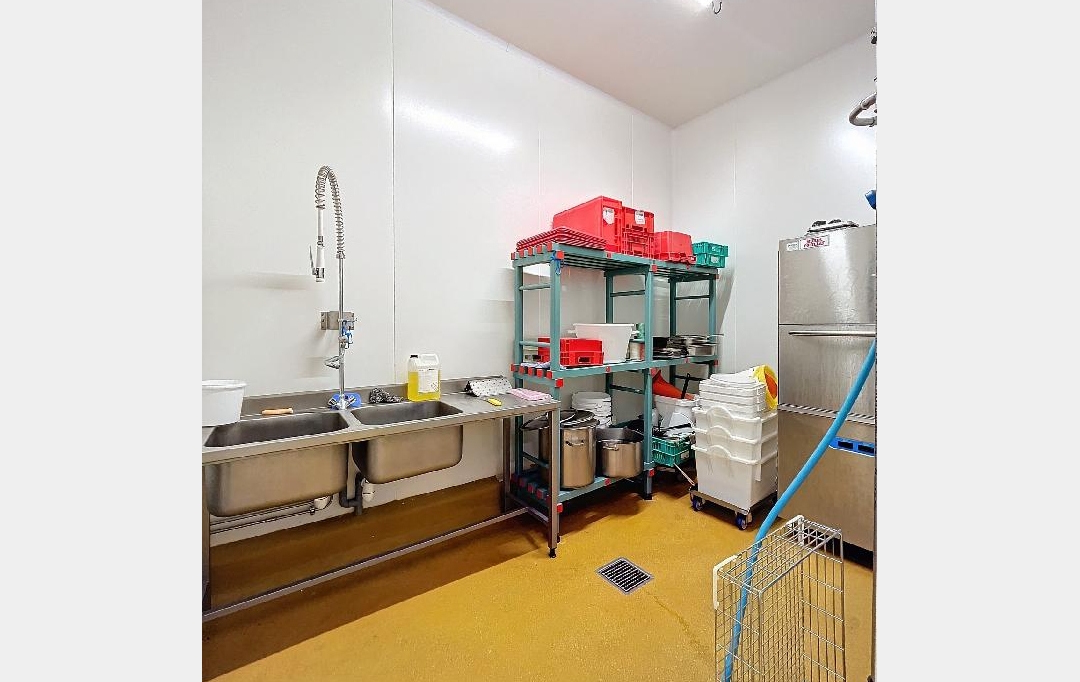 Annonces ROMANS : Local / Bureau | CHABEUIL (26120) | 483 m2 | 760 000 € 