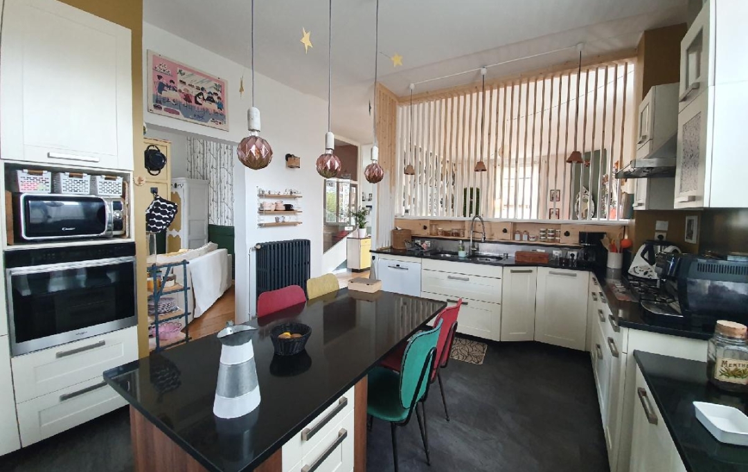 Annonces ROMANS : Maison / Villa | VALENCE (26000) | 237 m2 | 600 000 € 